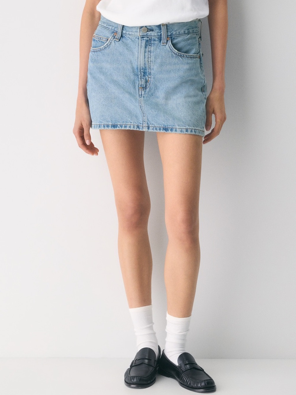 Aritzia Denim Forum The ‘90s Ricci Micro Denim Skirt